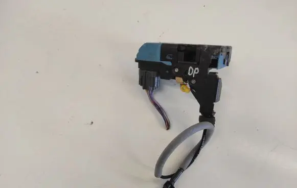 Volvo XC70 Front door lock