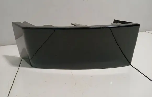 Volvo XC90 Rear/tail light trim molding 30698133