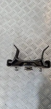Mitsubishi L200 Gearbox mounting bracket