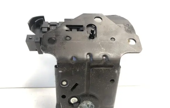 Audi A4 S4 B7 8E 8H Tailgate/trunk/boot lock/catch/latch 8P4827505A
