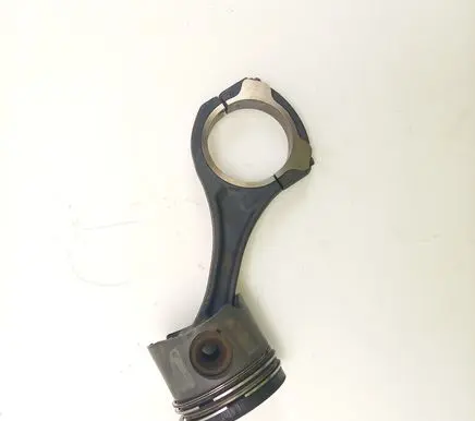 Mercedes-Benz E W212 Piston with connecting rod 8370