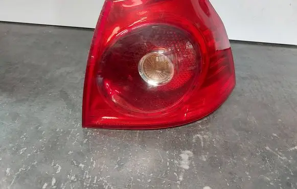 Volkswagen Golf V Rear/tail lights 1K6945096N