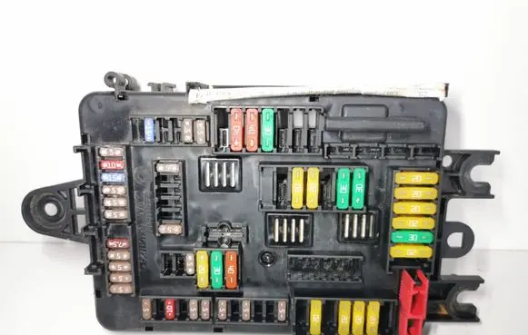 BMW 1 F20 F21 Fuse module 938907001