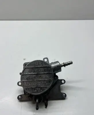 Opel Zafira A Vacuum pump 0252738 24465382 15050398