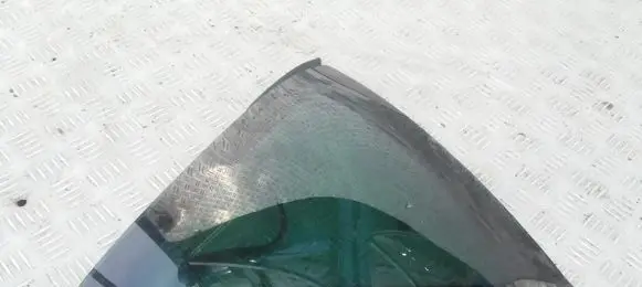 Peugeot 407 Rear vent window glass 