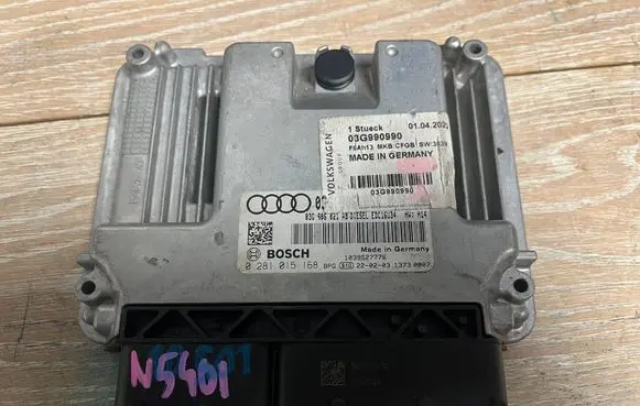 Volkswagen Golf Plus Engine control unit/module 03G906021AB 03G990990 0281015168