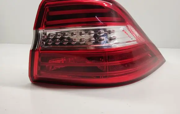 Mercedes-Benz ML W166 Rear/tail lights A1669063201