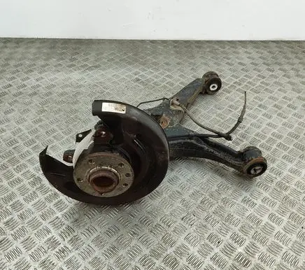 Volkswagen Transporter - Caravelle T6 Rear wheel hub 7E0501072