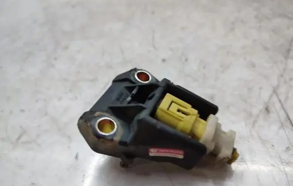 Subaru Legacy Airbag deployment crash/impact sensor 98231AG000