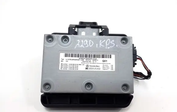 Mercedes-Benz E C207 W207 Head unit multimedia control A2049000300