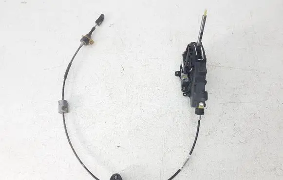 Ford Escape III Gear shifter/selector 151532NAA GV6P7E395 GV6P7E395A