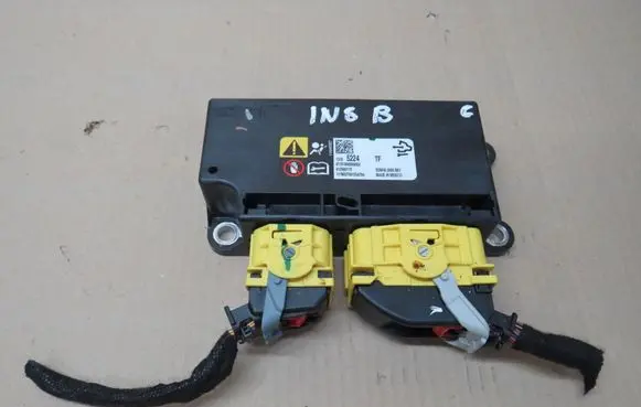 Opel Insignia B Airbag control unit/module 13525224 812586170 11180270012547