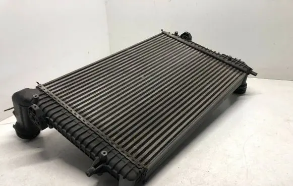 Volkswagen PASSAT B6 Intercooler radiator 3C0145803F N7081002