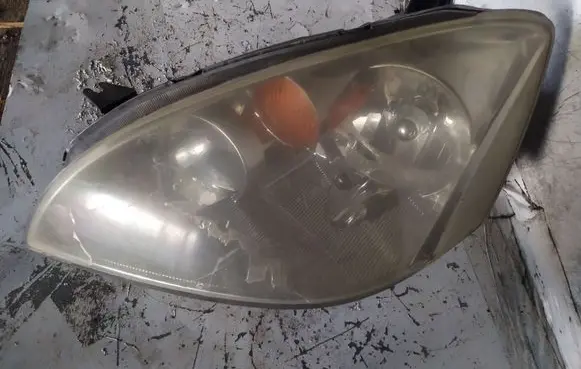 Nissan Altima Headlight/headlamp 9073810