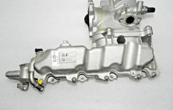 Mercedes-Benz A W169 Intake manifold A6400901637 A6401402060