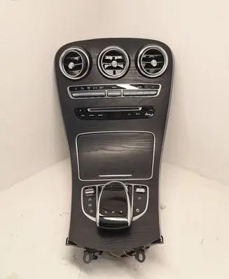Mercedes-Benz C W205 Center console