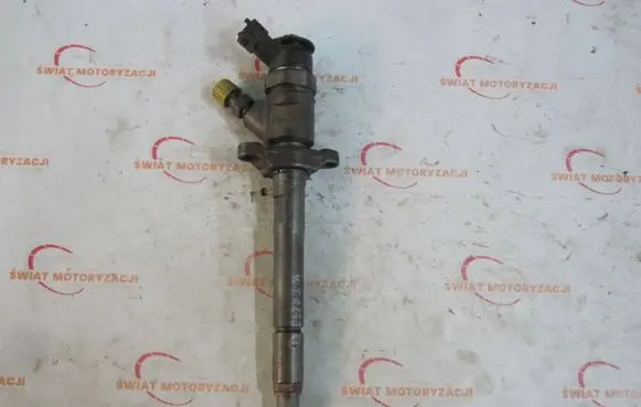 Peugeot 206 Fuel injector 0445110311