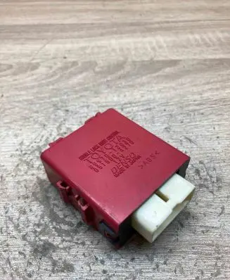 Toyota Auris E180 Door control unit/module 8597012030 0515004270