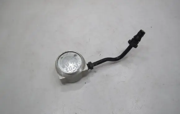 Audi A4 S4 B8 8K Hydraulic servotronic pressure valve 