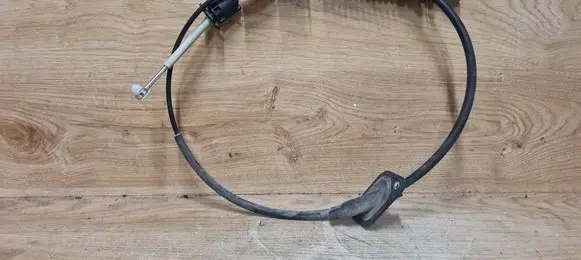 Gear shift cable linkage