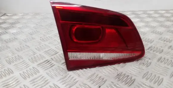 Volkswagen PASSAT B7 Tailgate rear/tail lights 3AE945093K