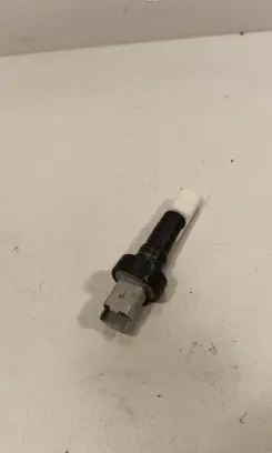 Nissan Navara D40 Windshield washer fluid level sensor 9643727780