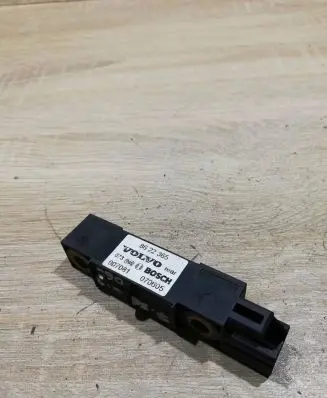 Volvo V70 Airbag deployment crash/impact sensor 8622365