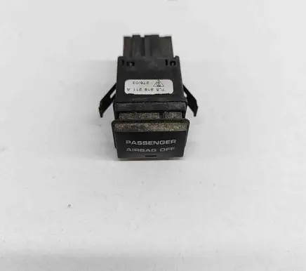 Porsche Cayenne (9PA) Passenger airbag on/off switch 7L5919211A
