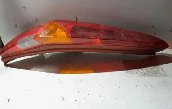 Fiat Punto (188) Rear/tail lights 46794080