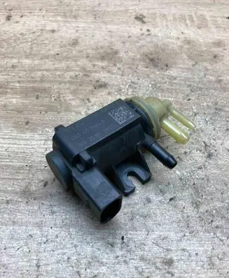 Volkswagen Golf VI Turbo solenoid valve 1K0906627B 4011464A 59532