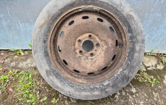Renault Trafic III (X82) R16 spare wheel 