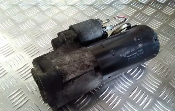Audi A4 S4 B6 8E 8H Starter motor 0001124020 068911024H