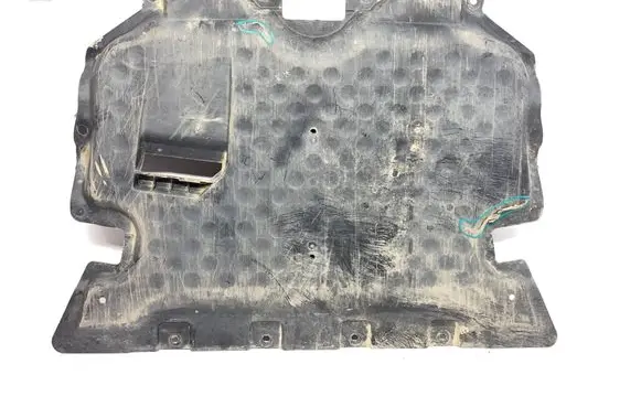 Mercedes-Benz C W205 Engine splash shield/under tray A2055201600