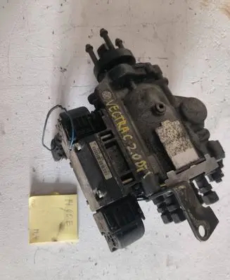 Opel Vectra C Fuel injection high pressure pump 0281010717