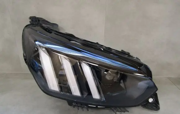 Peugeot 208 Headlight/headlamp 9850177480
