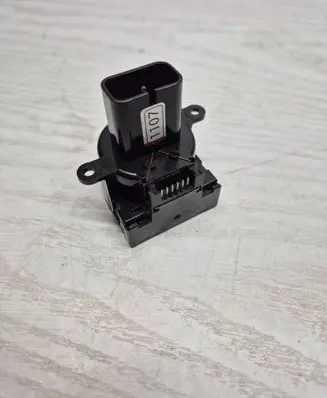 Volvo V70 Air quality sensor 30795275 1107