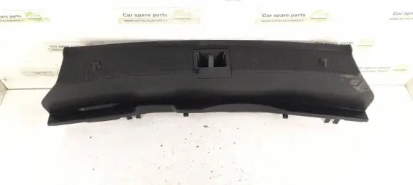 Mercedes-Benz C W204 Tailgate/boot lid lock trim 2046900825 A2046900825