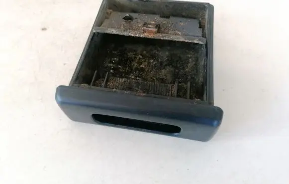 Nissan X-Trail T30 Car ashtray