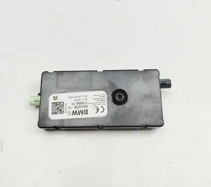 BMW X7 G07 Aerial antenna amplifier 6840258