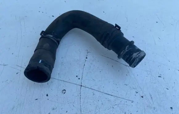 Volkswagen Tiguan Engine coolant pipe/hose 3C0122051