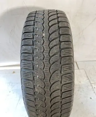 Audi Q3 8U R16 winter tire 