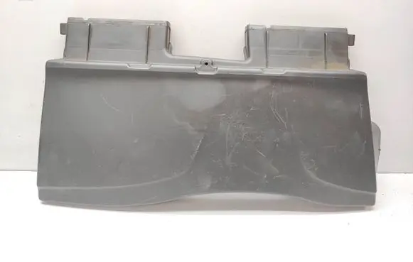 BMW 3 E90 E91 Air intake duct part 7798772 13717798772