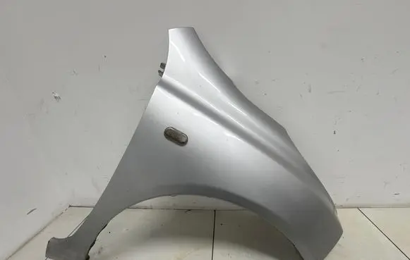 Nissan Micra Fender