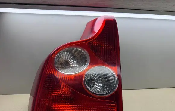 Rear/tail lights