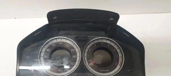 Volvo S60 Speedometer (instrument cluster) 36001837 31343326AA 69799640U