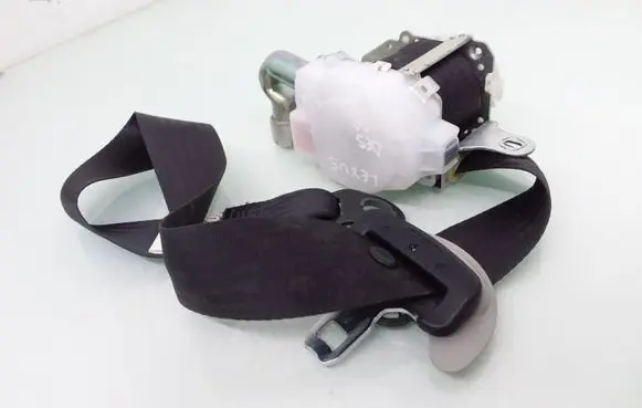 Lexus IS 220D-250-350 Front seatbelt 7M7750P 0435025