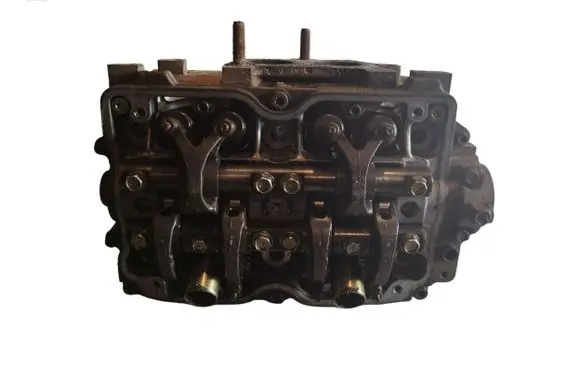 Subaru Forester SF Engine head 