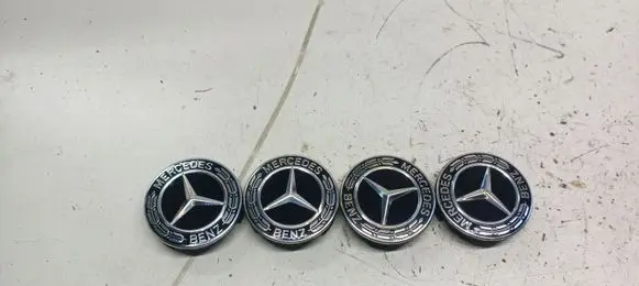 Mercedes-Benz C W205 Original wheel cap A2224002100