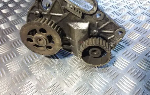 Renault Laguna I Power steering pump 7700823738C