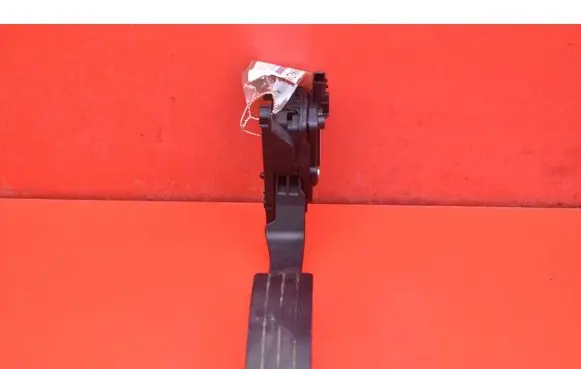 Renault Captur Accelerator throttle pedal 180029347R